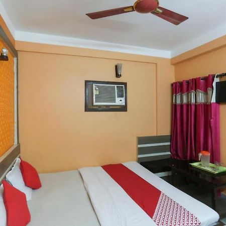 Oyo 60609 Hotel Tanushree Rampurhat Екстериор снимка