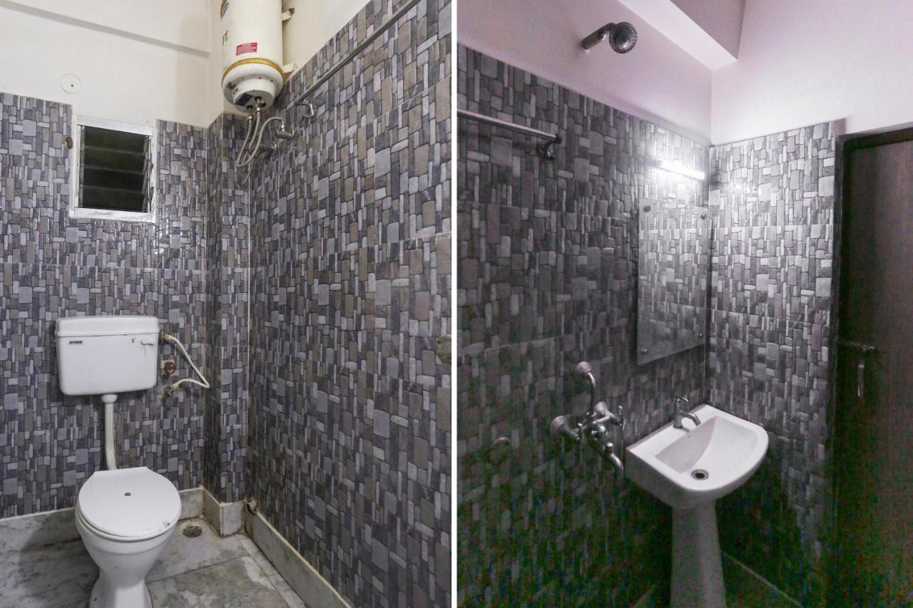 Oyo 60609 Hotel Tanushree Rampurhat Екстериор снимка